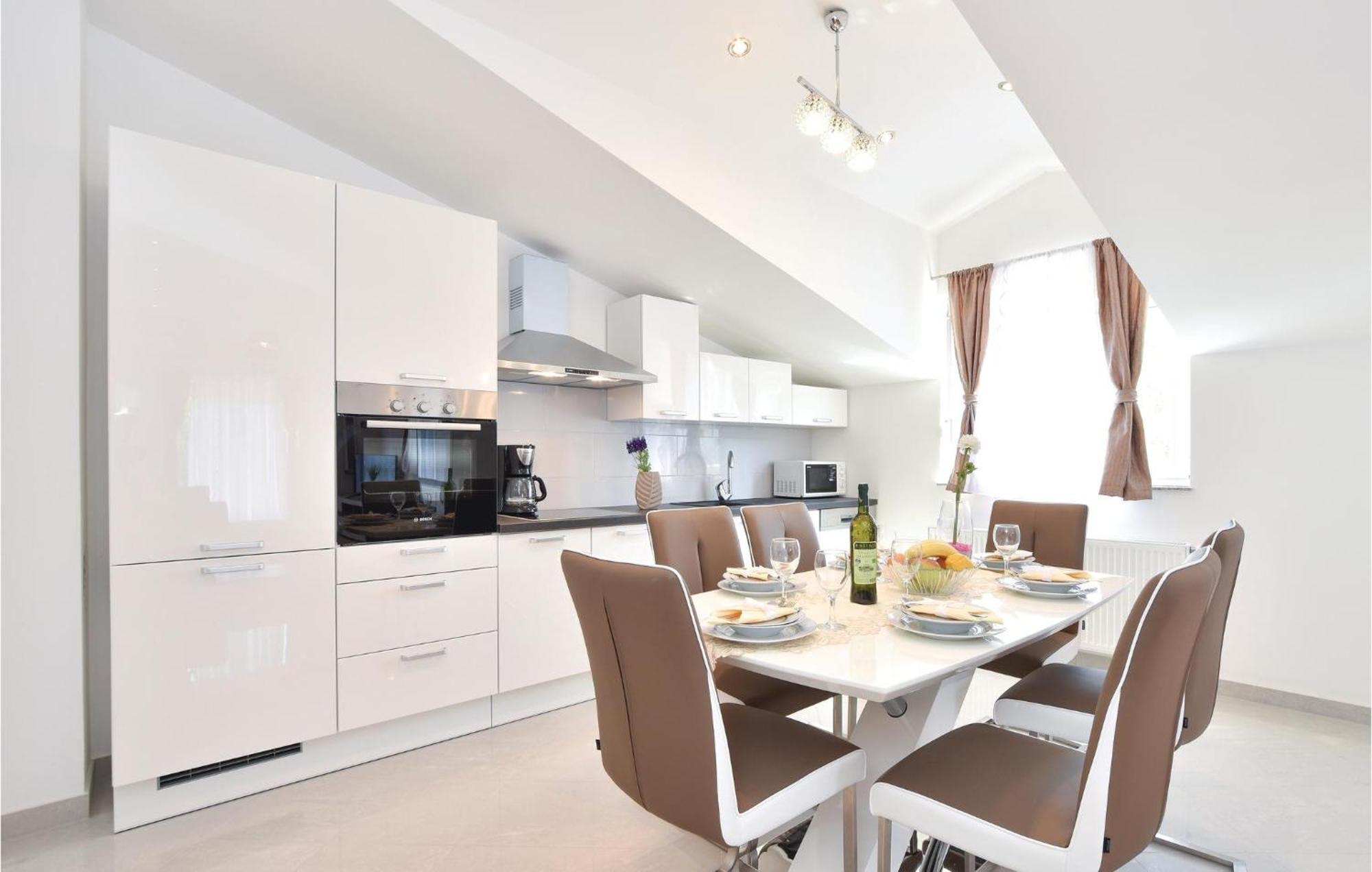 Nice Home In Grab With Wifi ภายนอก รูปภาพ